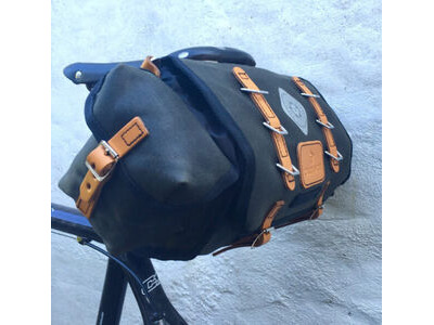 CARRIDICE Barley saddlebag click to zoom image