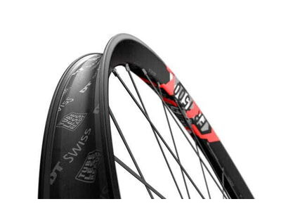 DT SWISS FR 1500 wheel, 30 mm rim, BOOST axle, 27.5 inch front click to zoom image