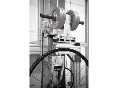 DT SWISS FR 1500 wheel, 30 mm rim, 29 inch rear click to zoom image