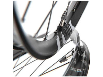 DT SWISS F 1900 wheel, 30 mm rim, 110 x 20 mm BOOST axle, 27.5 inch front click to zoom image