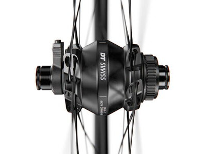 DT SWISS G 1800 SPLINE disc brake wheel, clincher 25 x 24 mm, Dynamo, 700c front click to zoom image
